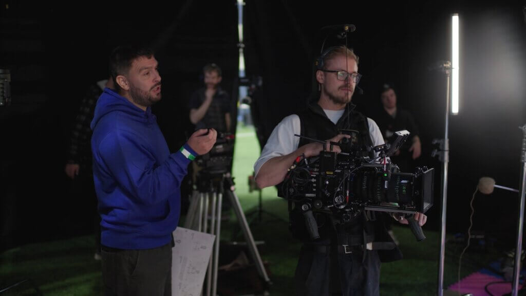 Live behind the scenes 8